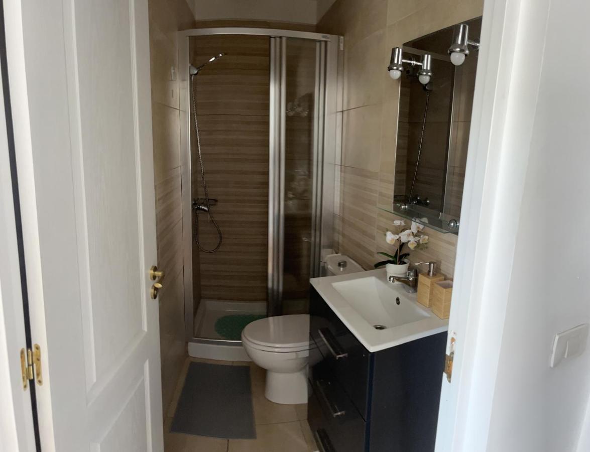 2 Bedroom Apartments Los Cristianos Beach Tenerife Tamaragua Arona  Eksteriør billede