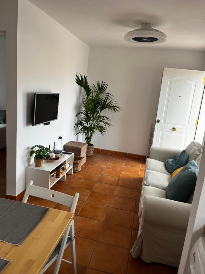 2 Bedroom Apartments Los Cristianos Beach Tenerife Tamaragua Arona  Eksteriør billede