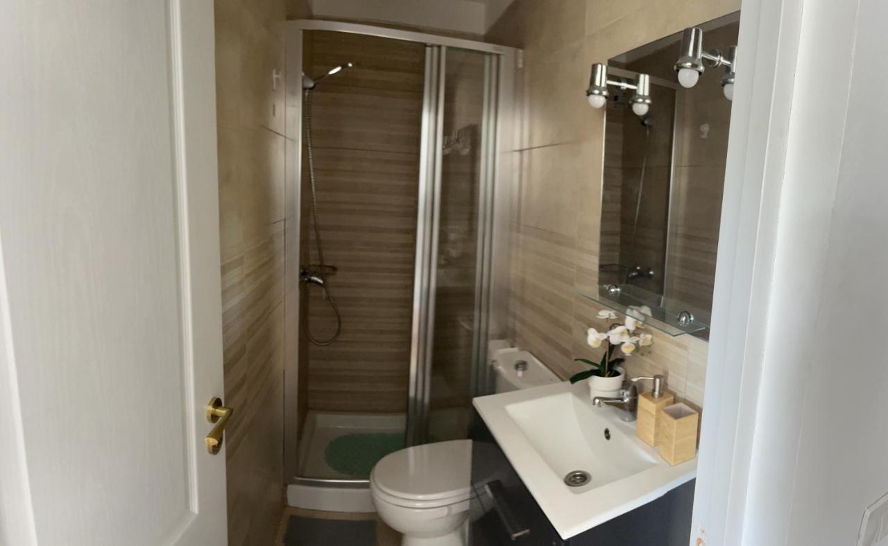 2 Bedroom Apartments Los Cristianos Beach Tenerife Tamaragua Arona  Eksteriør billede