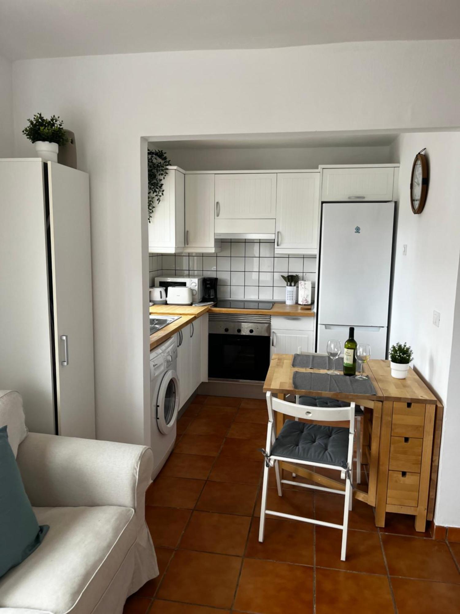 2 Bedroom Apartments Los Cristianos Beach Tenerife Tamaragua Arona  Eksteriør billede